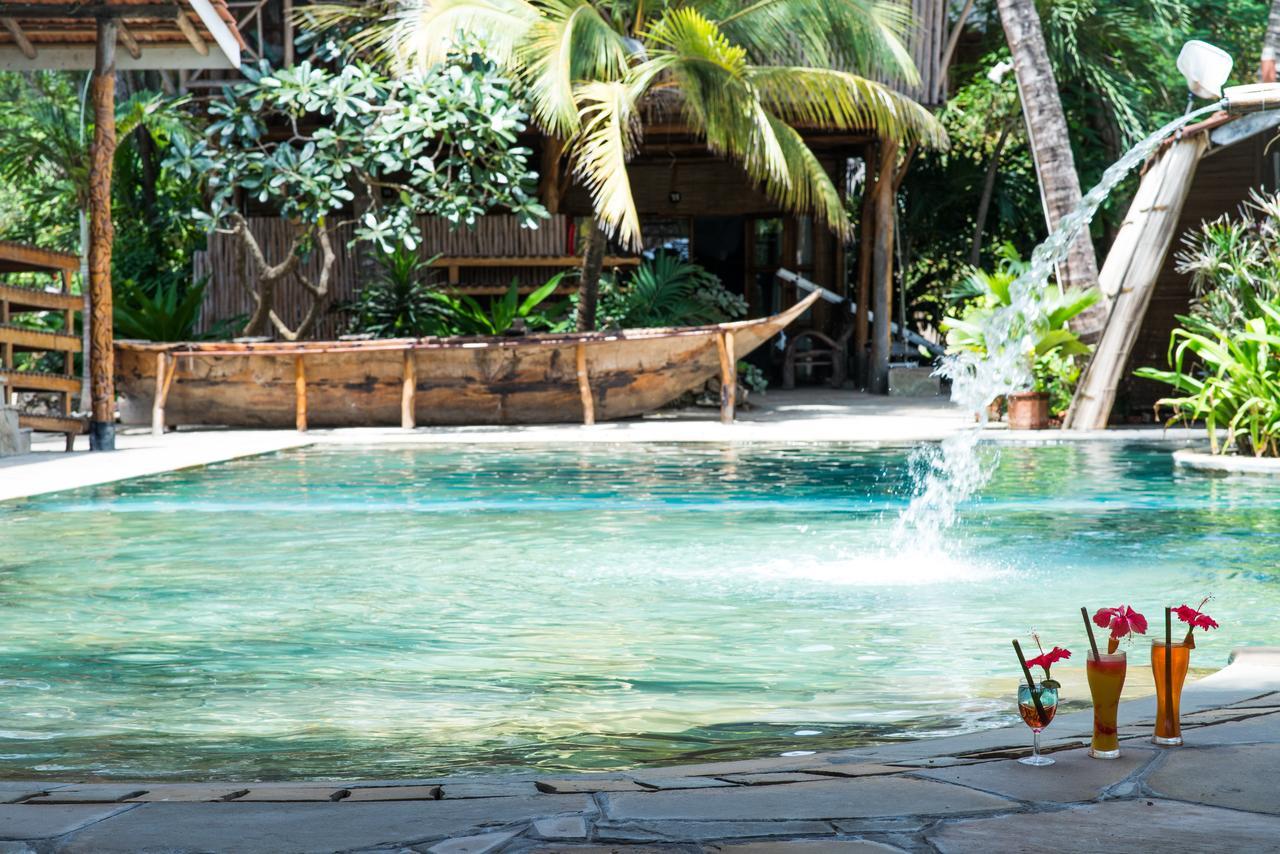 Ziwa Beach Resort Bamburi Exterior foto